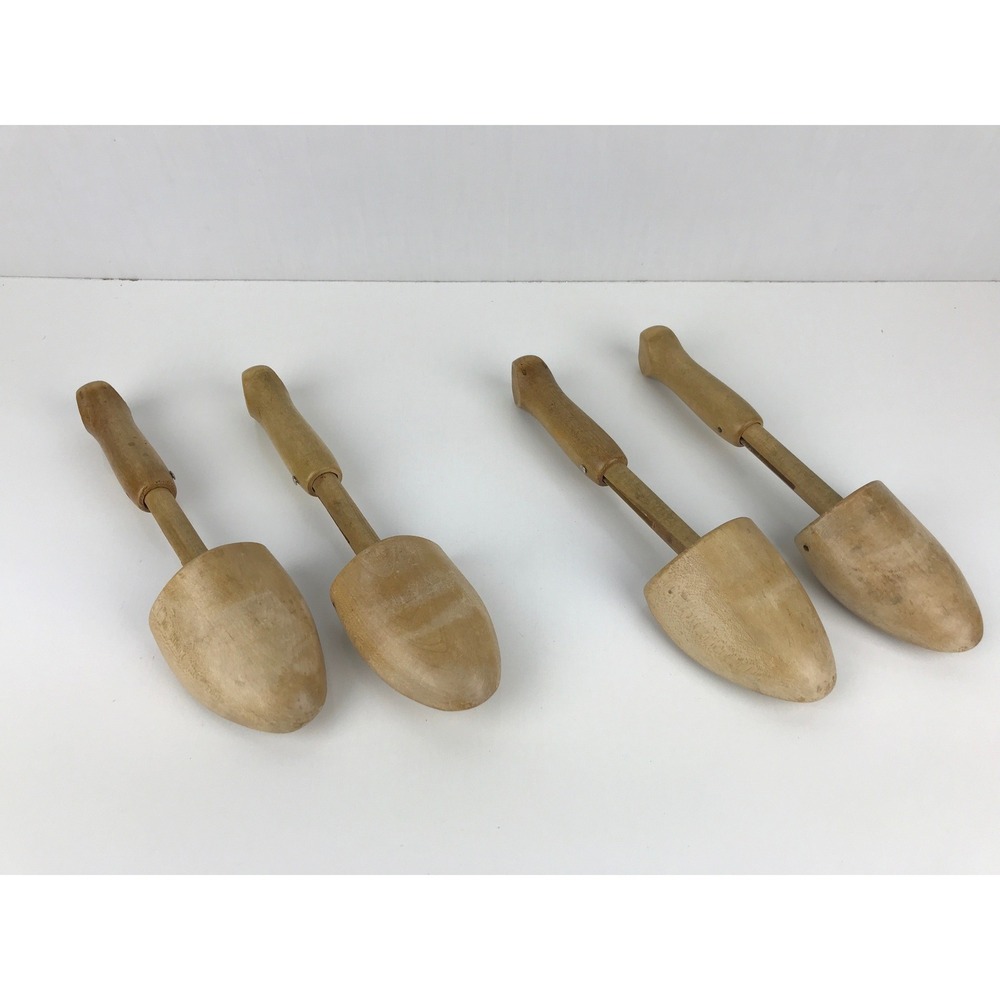 Lot of 2 Pair VTG‎ Antique Cedar Wood Shoe Trees Shapers Rochester Shoe Co.
